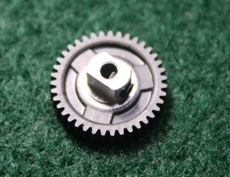 Slick 7 39 Tooth, 64 Pitch 2° Angle Spur Gear